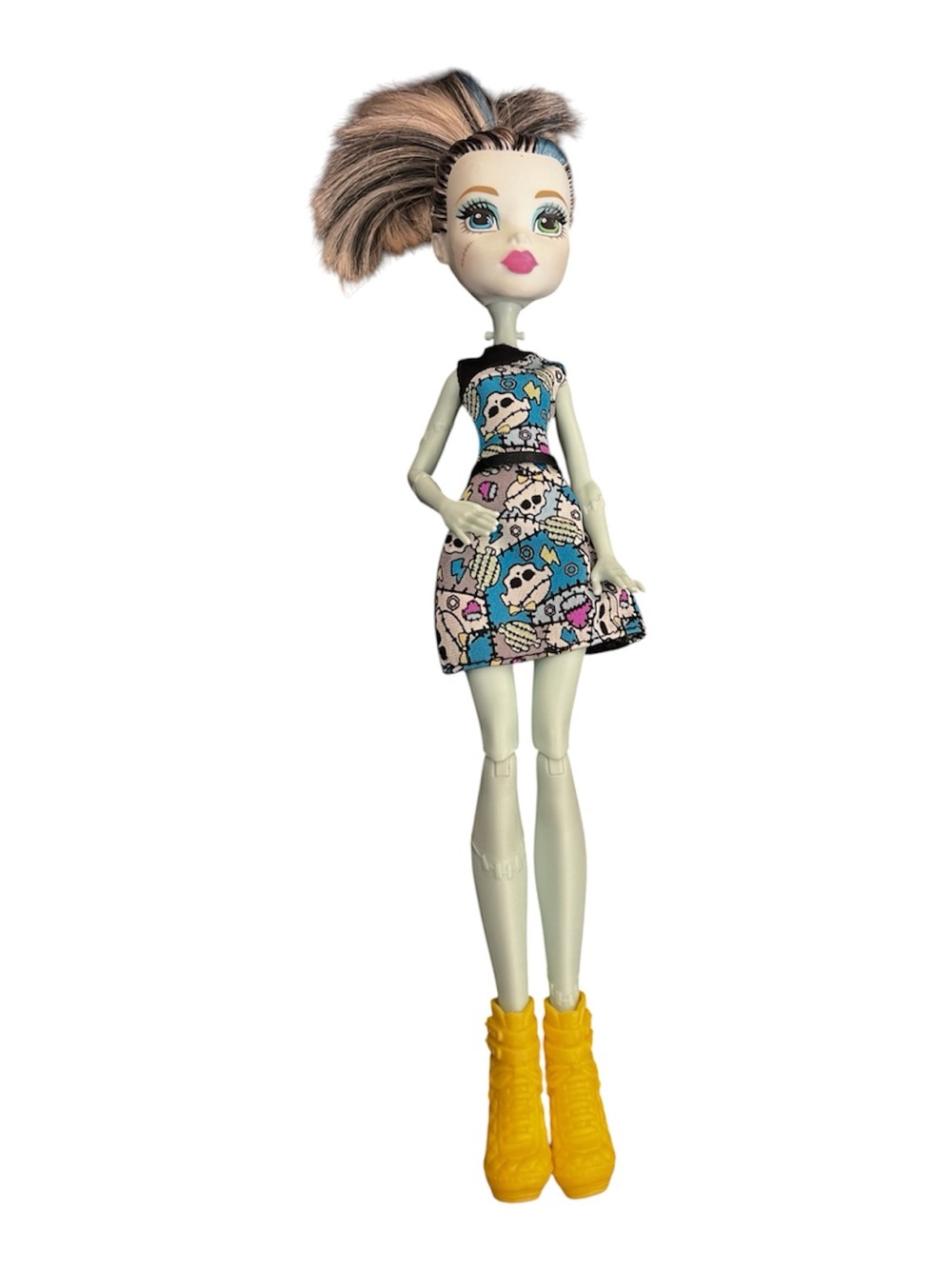 Monster High Frankie Stein 2008
Good condition